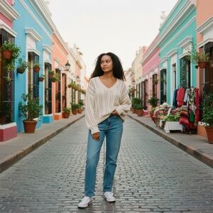 GAP Oversized V-Neck Sweater | Women’s Size L | Light Gray | 100% Cotton